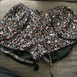 New with tag, American eagle dress shorts